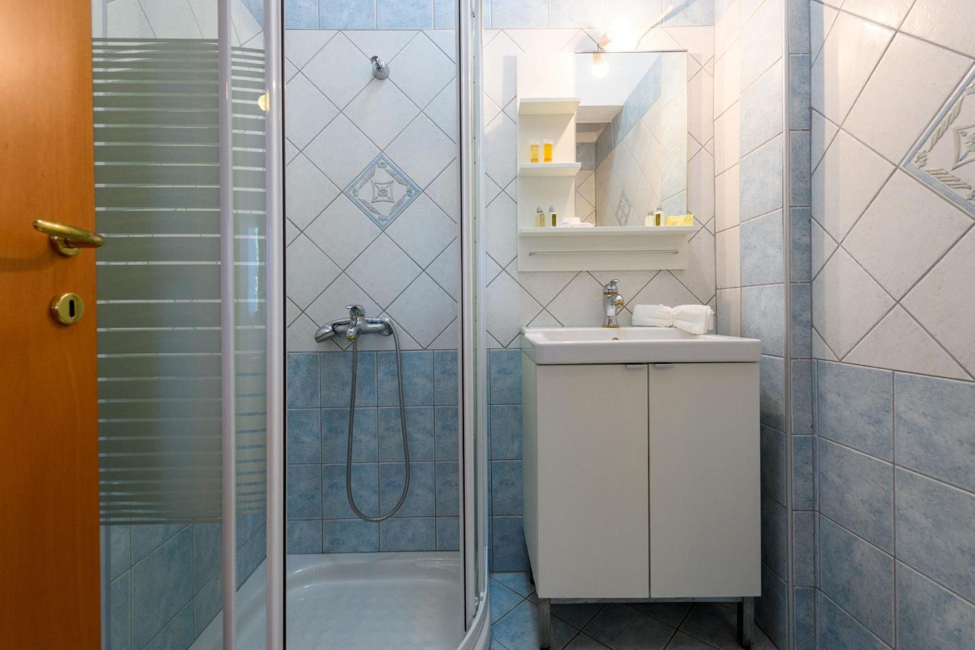 Whitegold Apartments Panagia Panagia  Room photo